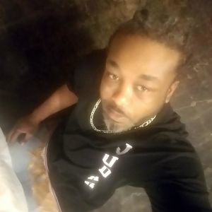 Meet your Posher, Derrick